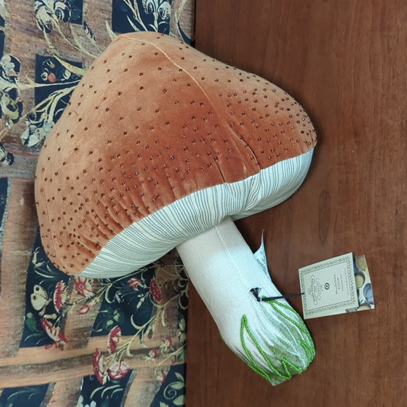 John Derian x Target 17”x14” Beaded Mushroom Novelty Plush Pillow Brown New - Picture 3 of 5